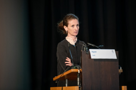 Junges Forum:  Dr. med. Alexandra Apan.