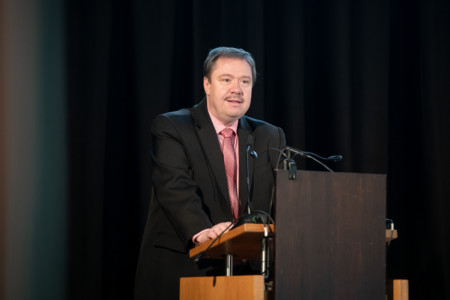 In Saalfeld begrüßte Bürgermeister Dr. med. Steffen Kania  die Gäste des Kongresses. Saalfelds Bürgermeister Dr. med. Steffen Kania